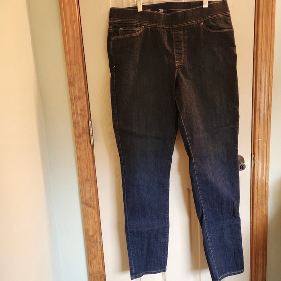 Levis sz 10 pull on elastic waist slimming denim jegging